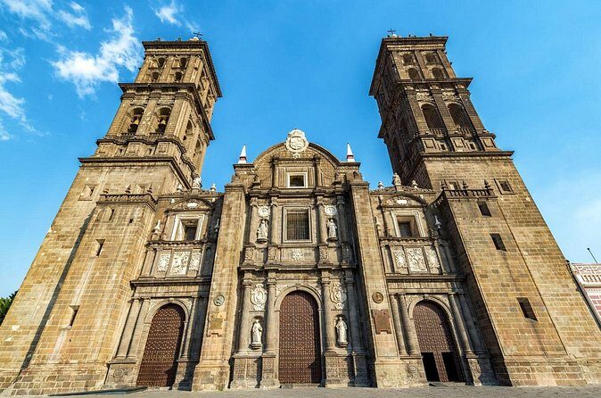 Tour of the Historic Center of Puebla with Mezcal in Luxury Terrace - The Viewpoint: Rooftop at Hotel Royalty