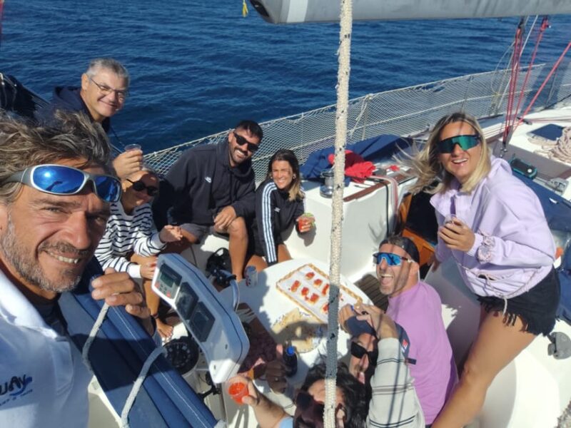 Tour of the Islands of the Archipelago With Lunch and Drinks - Lunch and Refreshments