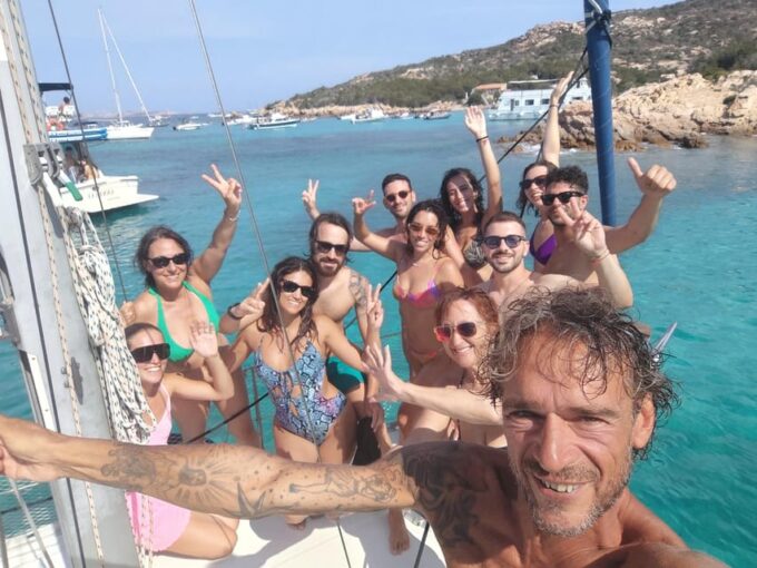 Tour of the Islands of the Archipelago With Lunch and Drinks - Important Considerations