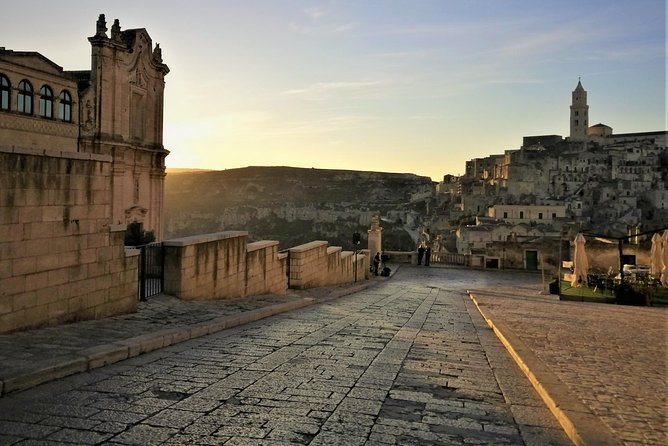 Tour of the Sassi of Matera - Uncovering Historical Narratives
