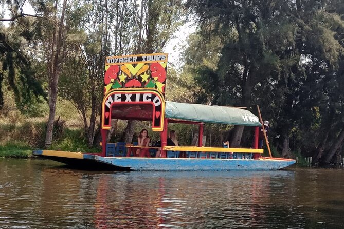 Tour of Xochimilco and The World of Frida Kahlo - Exploring Frida Kahlos Iconic Sanctuary