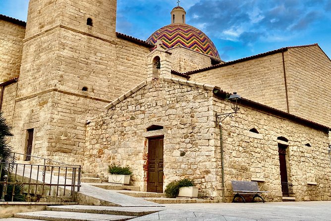 Tour Olbia + Beach Tour With Tuk Tuk - Transportation and Accessibility