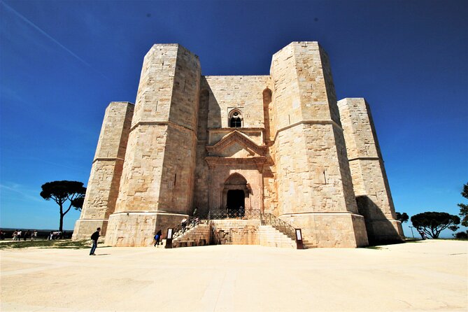 Tour on the via Dei Templari: Trani, Castel Del Monte, and Garagnone - Tour Schedule and Participants