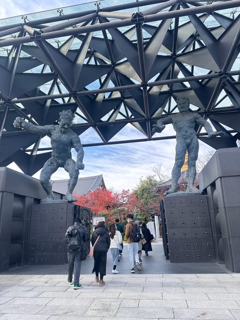 Tour Osaka in Spanish: Visit the Must-See Sites - Isshin-ji Temple: Uncovering Unique Spiritual Traditions