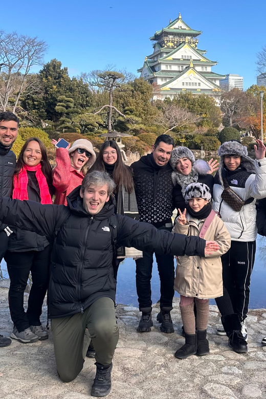 Tour Osaka in Spanish: Visit the Must-See Sites - Shinsekai: Taking in Nostalgic Osaka Atmosphere