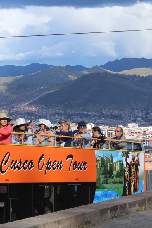 Tour Perú and Bolivia 8D/7N - Train Ride to Machu Picchu