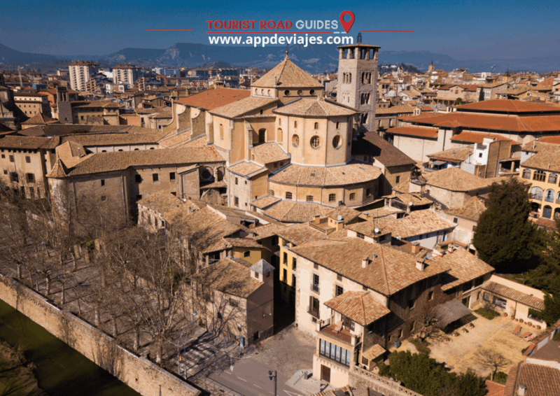 Tour Private Besalu and Costa Brava With Coastal Path - Besalu Morning Visit
