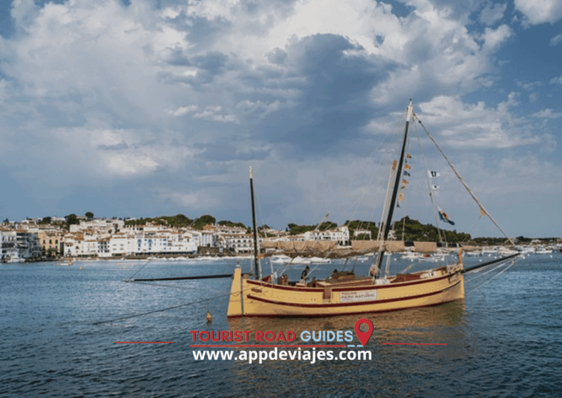 Tour Private Boat, Costa Brava & Lunch - Lunch and Dining