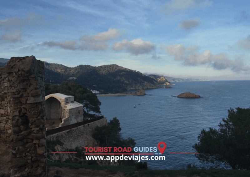 Tour Private Girona & Tossa De Mar - Girona Visit