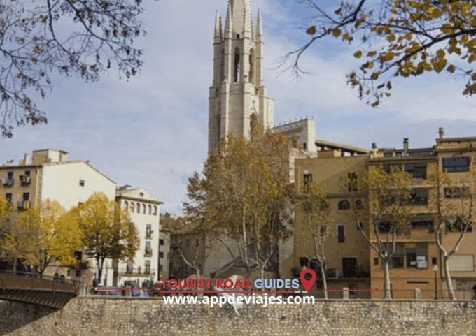 Tour Private Girona & Tossa De Mar - Tossa De Mar Visit