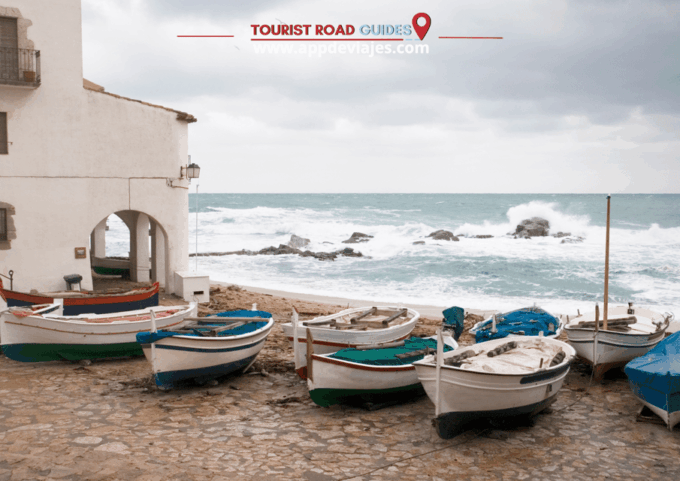 Tour Private Medieval Villages & Dinner at Sea - Cancellation Policy