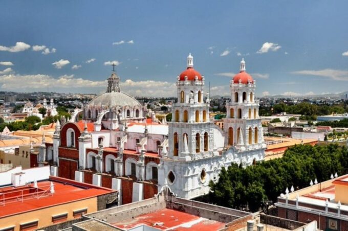 Tour Puebla: Taste Its Flavors and Visit Cholula From Mexico - Exploring Cholulas Architectural Wonders