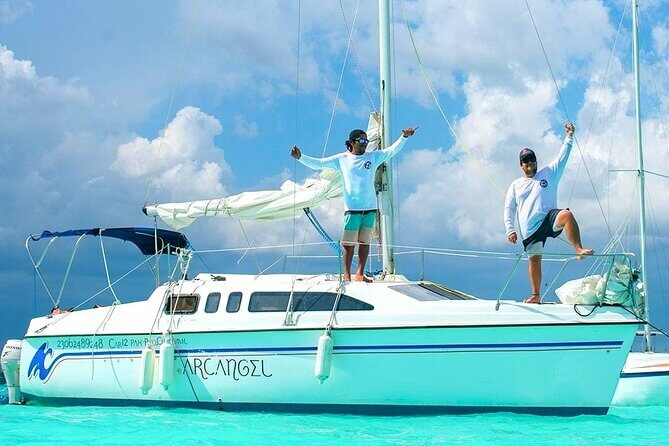 Tour Sailing boat 4 Hours - An In-Depth Look at the Bacalar Sailing Tour