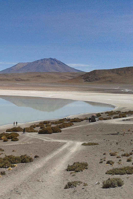 Tour Salar De Uyuni (3 Days / 2 Nights) - Day 1: Arrival and Exploration