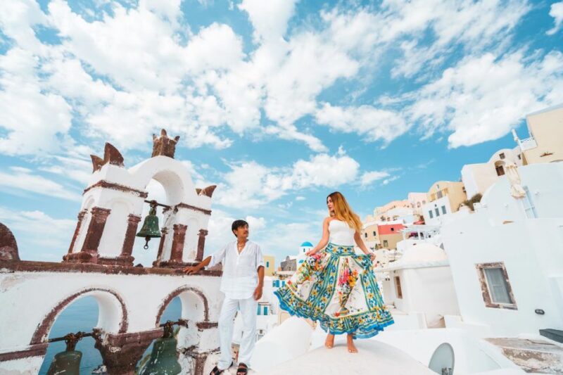 Tour Santorini With a Professional Photographer - Key Points