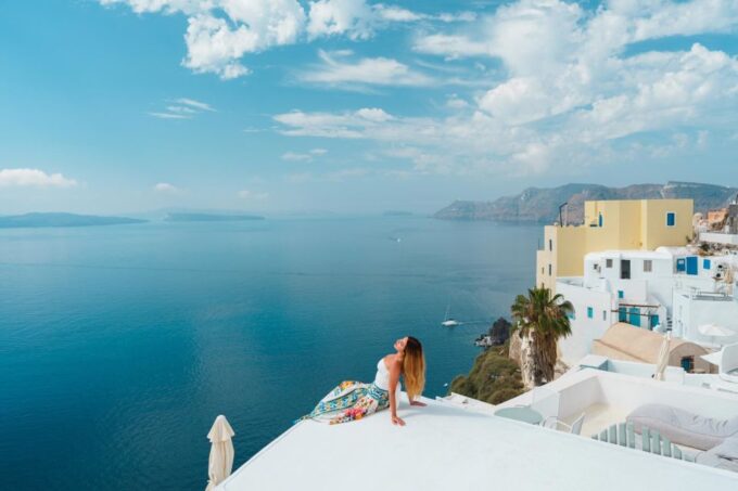 Tour Santorini With a Professional Photographer - Discovering Imeroviglis Whitewashed Churches