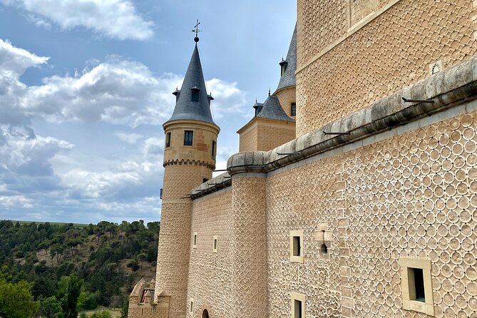 Tour Segovia and La Granja De San Ildefonso From Madrid - Exploring La Granja De San Ildefonso