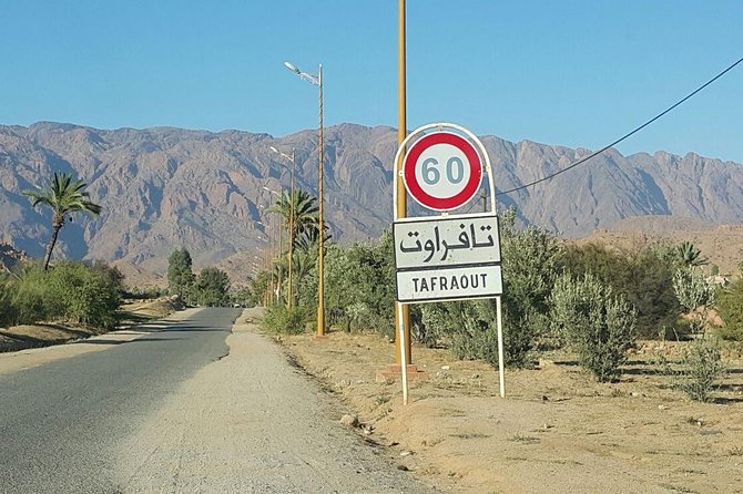 Tour Tafraout & Tiznit From Agadir 1 Day - Meeting and Pickup