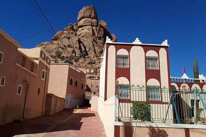 Tour Tafraout & Tiznit From Agadir 1 Day - Exploring Tafraout