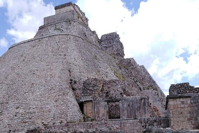 Tour to Archaeological Uxmal - Meeting and Pickup