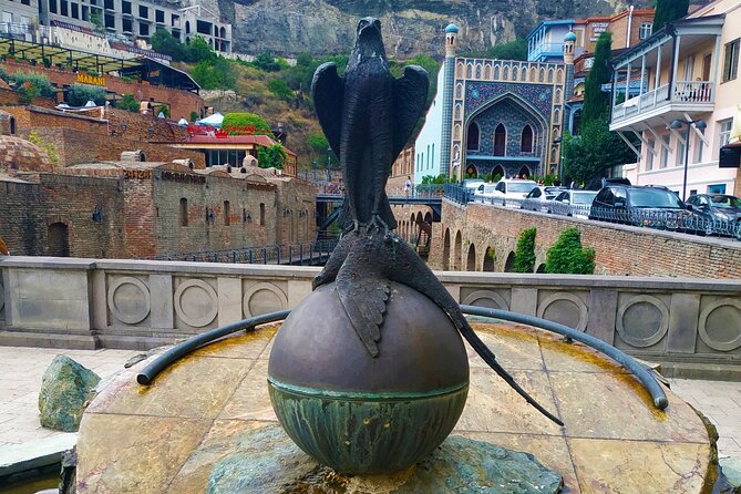 Tour to Chateau Mukhrani From Tbilisi (Saguramo,Dusheti, Bazaleti Lake,Dzalisi) - Discovering Bazaleti Lake and Dzalisi