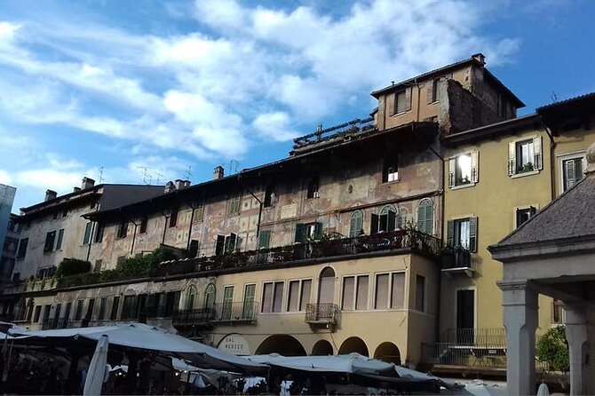 Tour to Discover the Unique History of Verona, the City of Art - Highlights of the City of Art