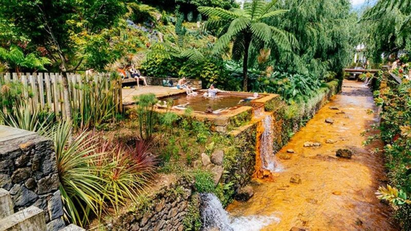 Tour to Dona Beija Pool and Night Thermal Baths €65 - Experience Details