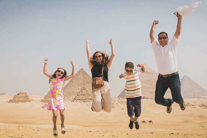 Tour to Giza Pyramids and Sphinx - Private Tour Experience