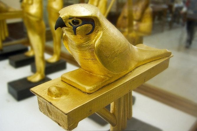 Tour to Giza Pyramids & Egyptian Museum From Alexandria by Car - Pricing and Booking