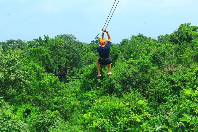 Tour to Kin Ha Cenotes With Craft Jewelry Workshop - Exploring Kin Ha Cenotes