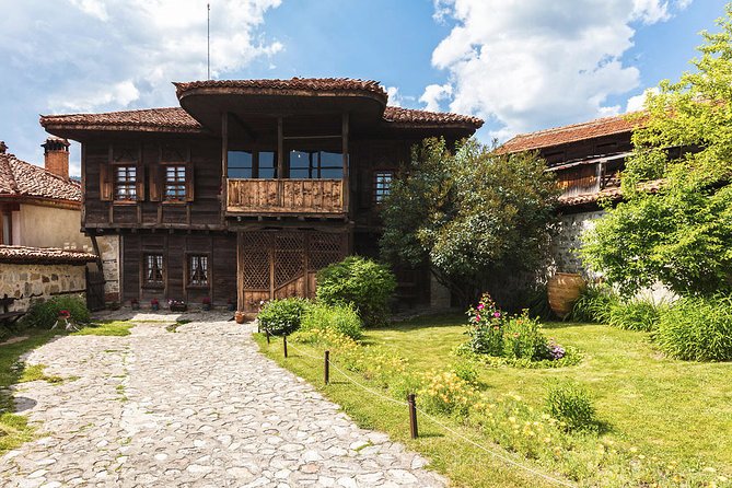 Tour to Koprivshtitsa and the Buzludzha Monument Including the Seuthes Thracian Tomb - Buzludzha Monument: Architectural Marvel