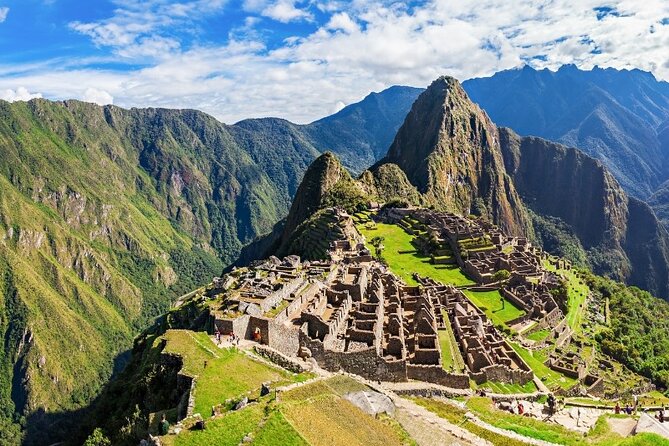 Tour to Machu Picchu by Panoramic Train in 2 Days - Travel Details