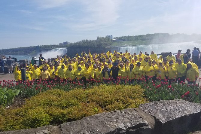 Tour to Niagara Falls With Cruise - Wine Tasting Experience