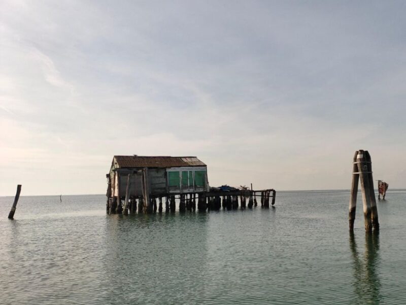 Tour to Pellestrina in a Typical Lagoon Boat From Chioggia - Group Size and Languages