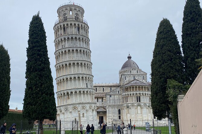 Tour to Pisa and Lucca in English Español and Purtuguês - About Your Stay