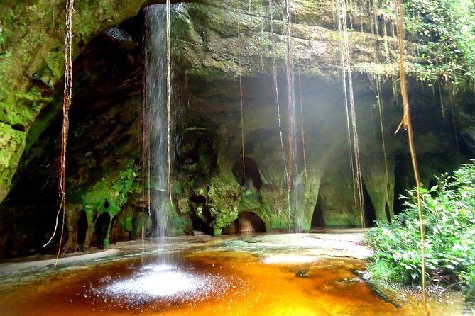 Tour to Presidente Figueiredo Waterfalls - Inclusions and Exclusions