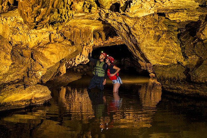 Tour to Río Claro and The Condor Cave - Transportation Details