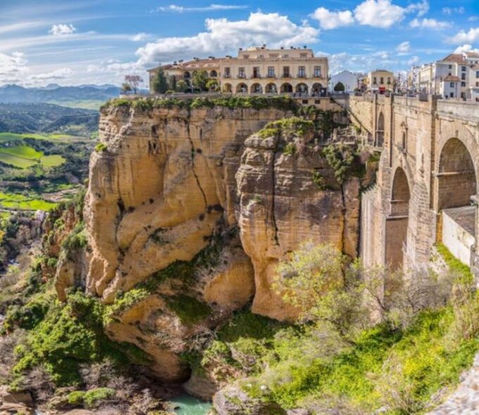 Tour to Ronda and Setenil De Las Bodegas - Frequently Asked Questions