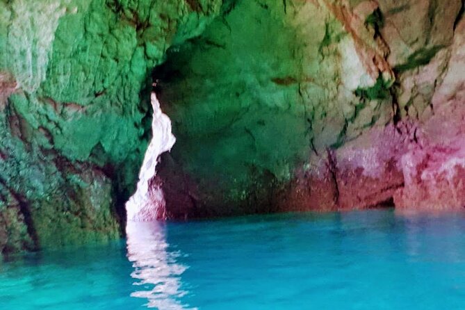 Tour to the Caves of Sesimbra - Traveler Suitability