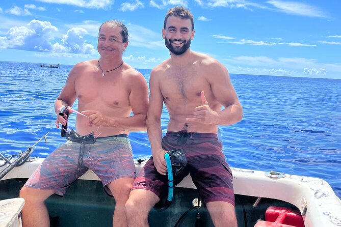 Tour to the Motus: Boat Trip and Snorkeling in Rapa Nui - Ana Kai Tangata: Legends and Paintings
