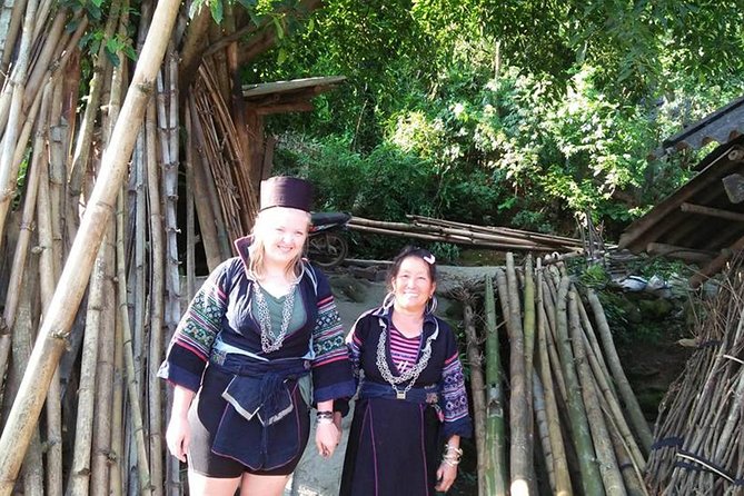 Tour to the North : 1 Day Group Tour to Ta Phin Village - Health Recommendations