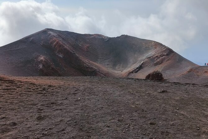 Tour to the Summit Craters of Etna 2920 Meters With Cable Car and Jeep - Itinerary Highlights