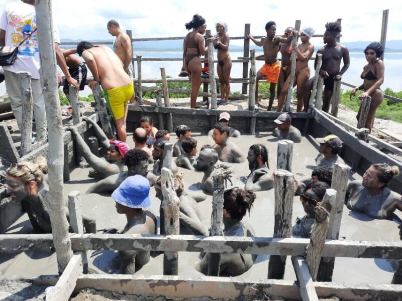 Tour to the Totumo Volcano (Mud Volcano) - Inclusions