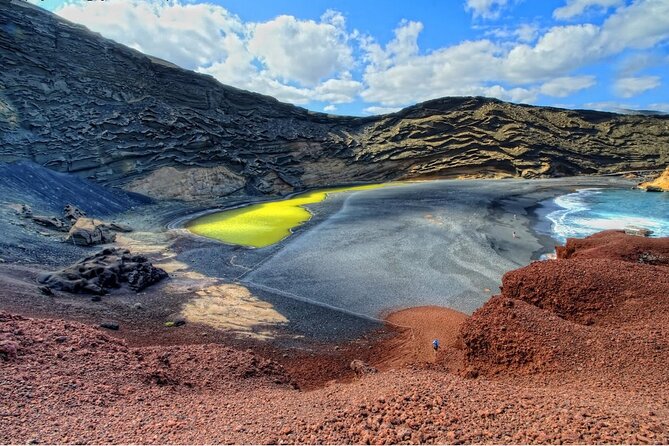 Tour to Timanfaya, La Geria and Laguna Verde for Cruise Passengers - Booking and Cancellation Policy