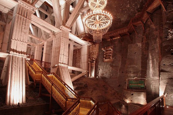Tour to Wieliczka Salt Mine & Krakow From Warsaw - Exploring the Historic City of Krakow