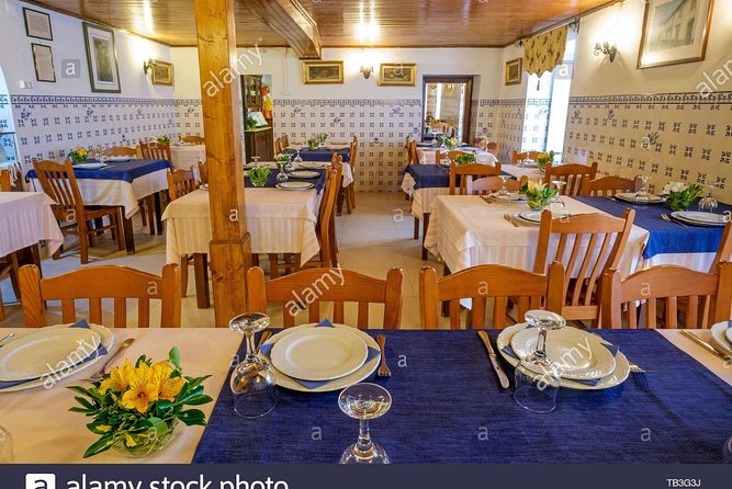 Tour / Transfer Lisbon - Porto or Porto Lisbon With Tour - Meeting and Pickup Details