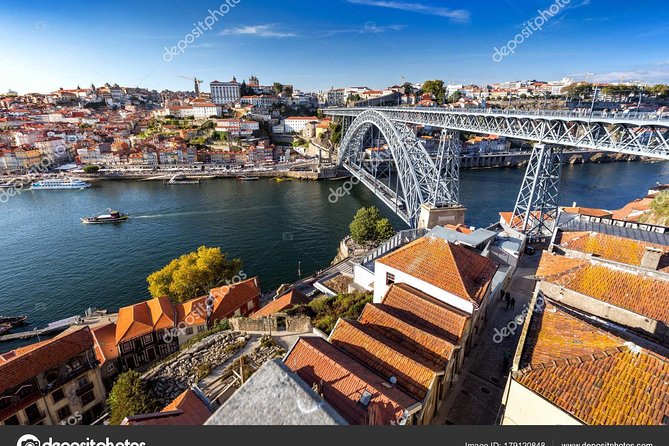 Tour / Transfer Lisbon - Porto or Porto Lisbon With Tour - Accessibility Information