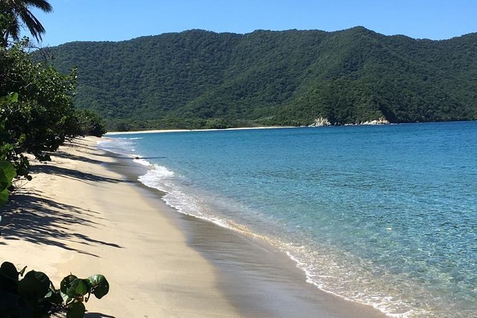 Tour Two Beaches: Cinto and Crystal in Tayrona Park - Key Points