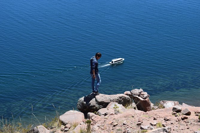 Tour Uros Taquile by Normal Boat - Guided Tour Highlights