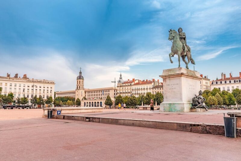 Tour With an Actor-Guide: the Revolution and the End of Lyon - Historical Context
